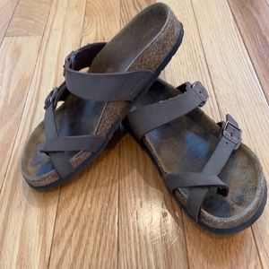 Girls Birkenstock Mayari 2-2.5 (EU SIZE 33)